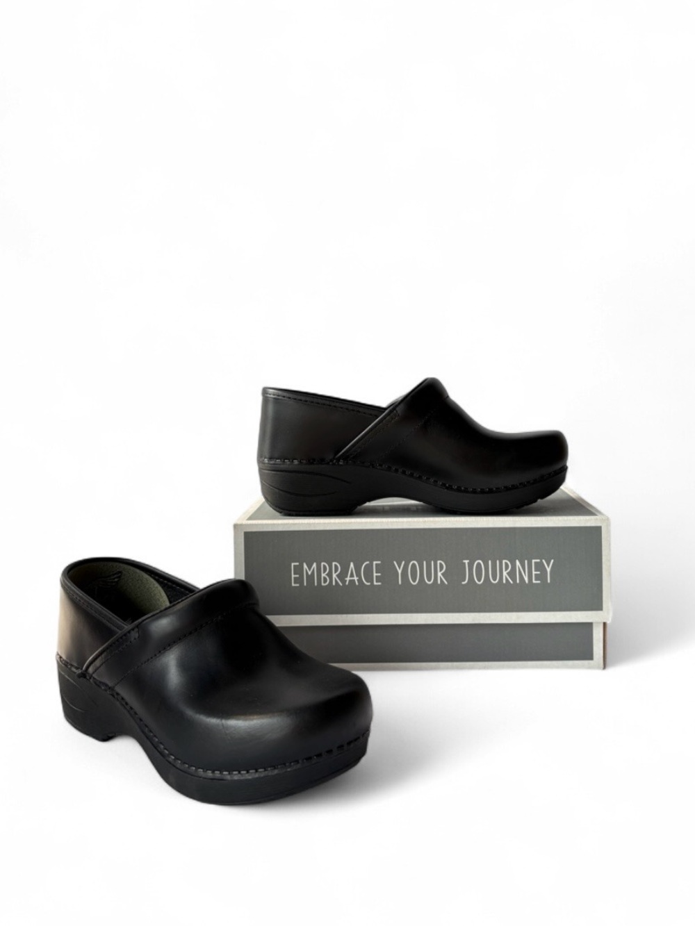 Dansko XP 2.0 Black LeatherWaterproof Pull Up Clog